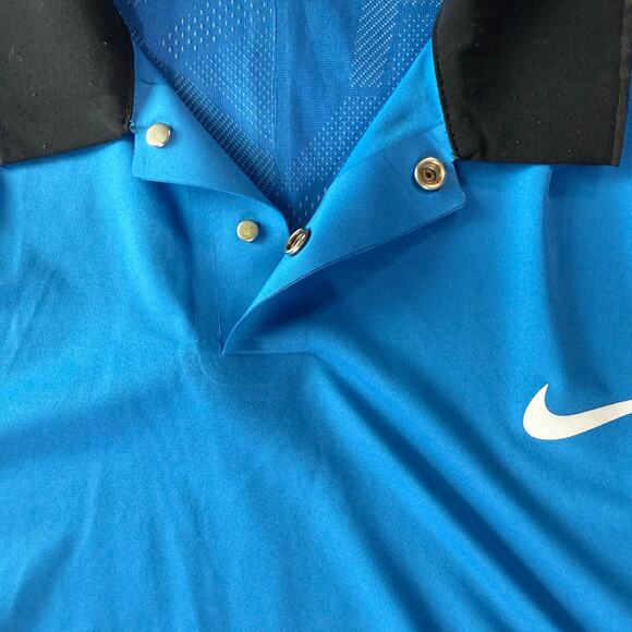 Nike Tiger Woods Polo Men's Medium Blue with Black Trim - Picture 5 of 7